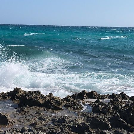 L'Angulus Ridet Hotel Porto Cesareo Bagian luar foto
